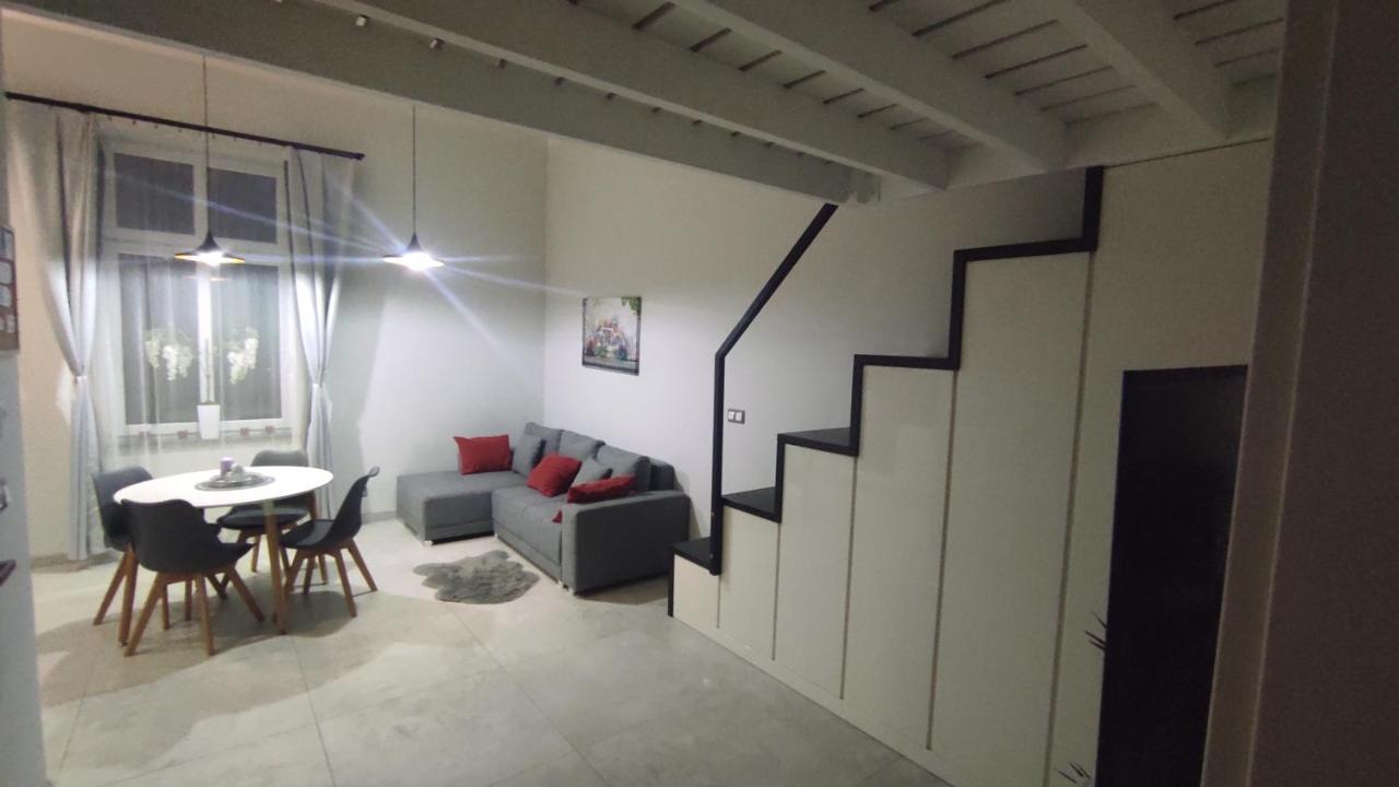Apartament W Stylu Loft Jelenia Góra Exteriör bild