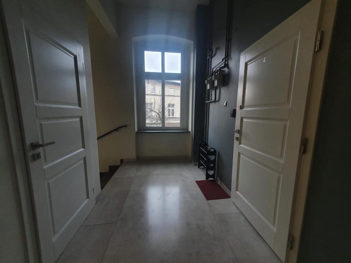 Apartament W Stylu Loft Jelenia Góra Exteriör bild